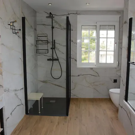 Athina's With Heated Pool