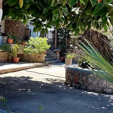 Athina's With Heated Pool