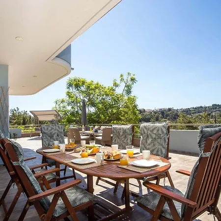 Athina's With Heated Pool Villa