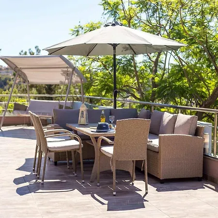 Villa Athina's With Heated Pool *