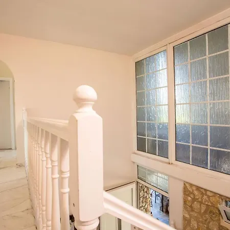 Athina's With Heated Pool *