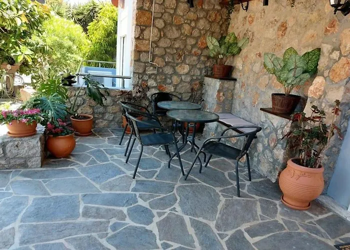 Athina's With Heated Pool Koskinou (Rhodes)