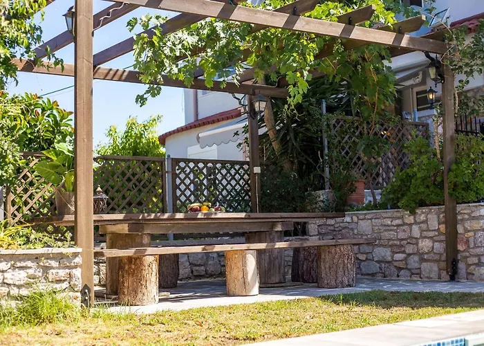 Athina's With Heated Pool Koskinou (Rhodes)