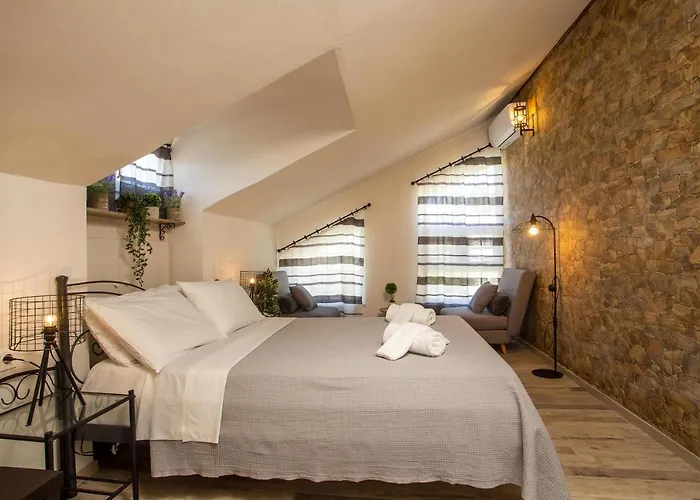 Vilă Athina's With Heated Pool Koskinou (Rhodes)