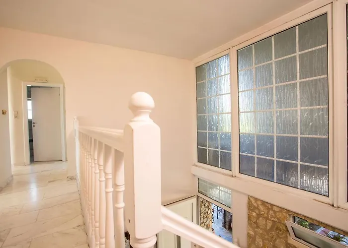 Athina's With Heated Pool *