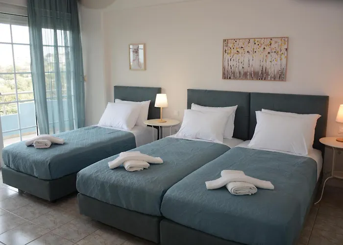 Athina's With Heated Pool Villa *