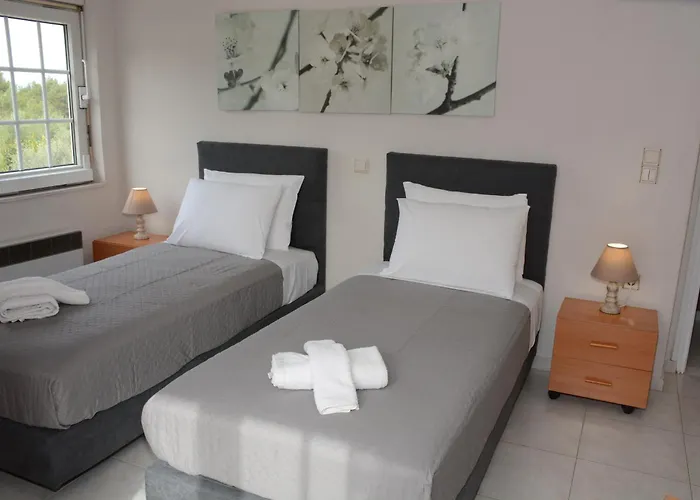 Athina's With Heated Pool Koskinou (Rhodes)