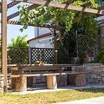 Athina's With Heated Pool Koskinou (Rhodes)
