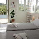 Vilă Athina's With Heated Pool *