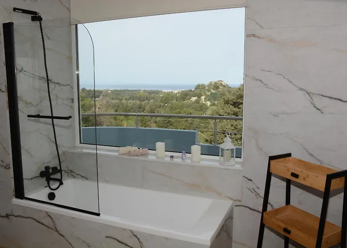 Athina's With Heated Pool Villa